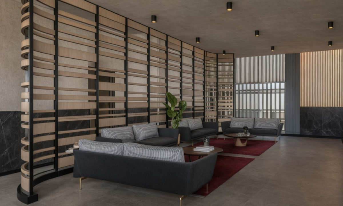 FIRST FLOOR LOUNGE